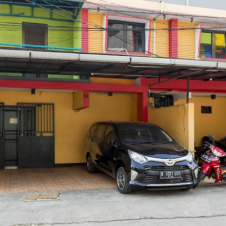 Reddoorz Near Gajah Mada Plaza 2 Hotel Jacarta Exterior foto