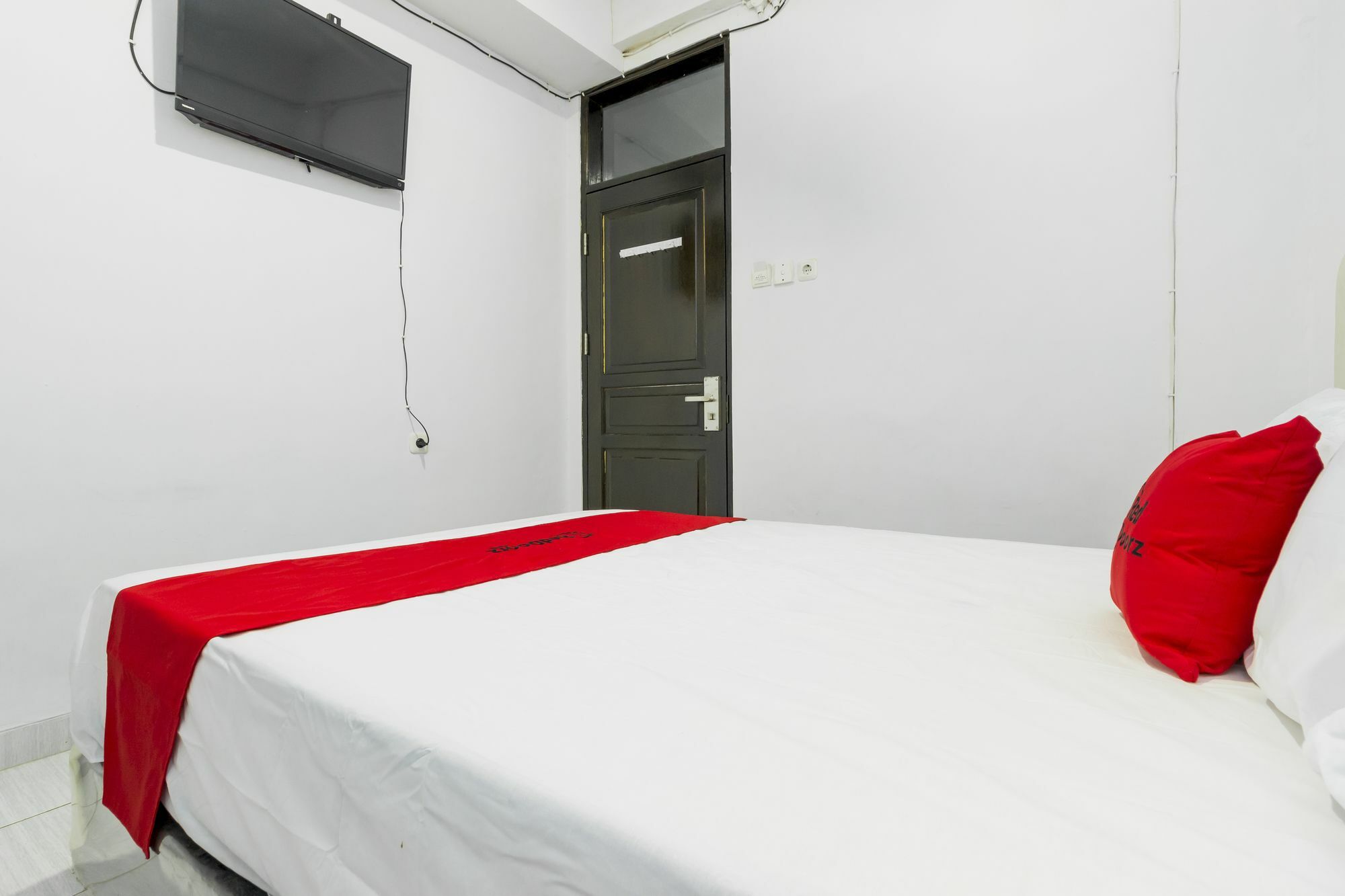 Reddoorz Near Gajah Mada Plaza 2 Hotel Jacarta Exterior foto